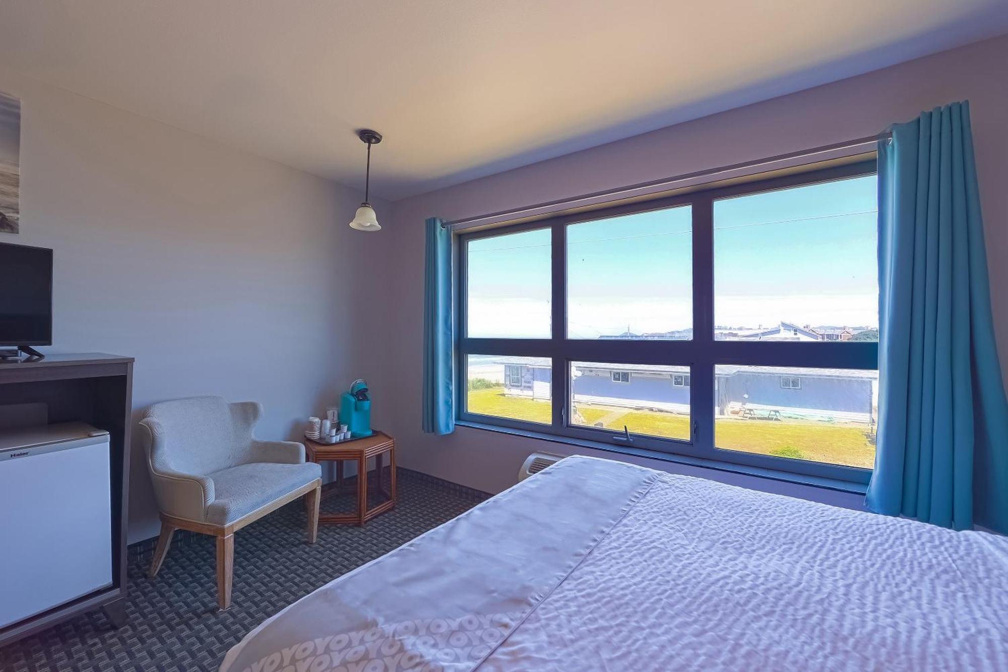 Oyo Waves Hotel Newport Or - Nye Beach Eksteriør bilde