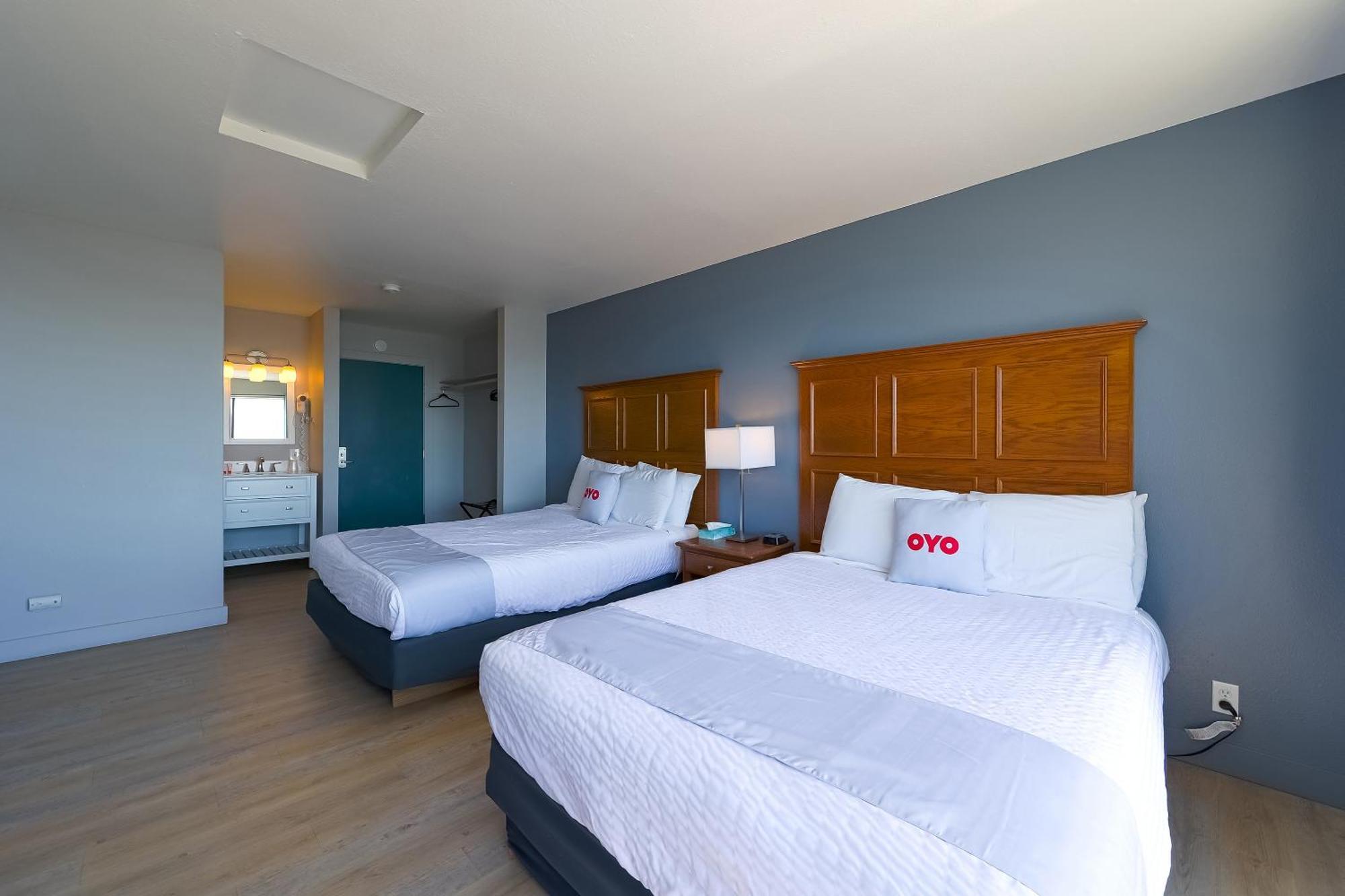 Oyo Waves Hotel Newport Or - Nye Beach Eksteriør bilde
