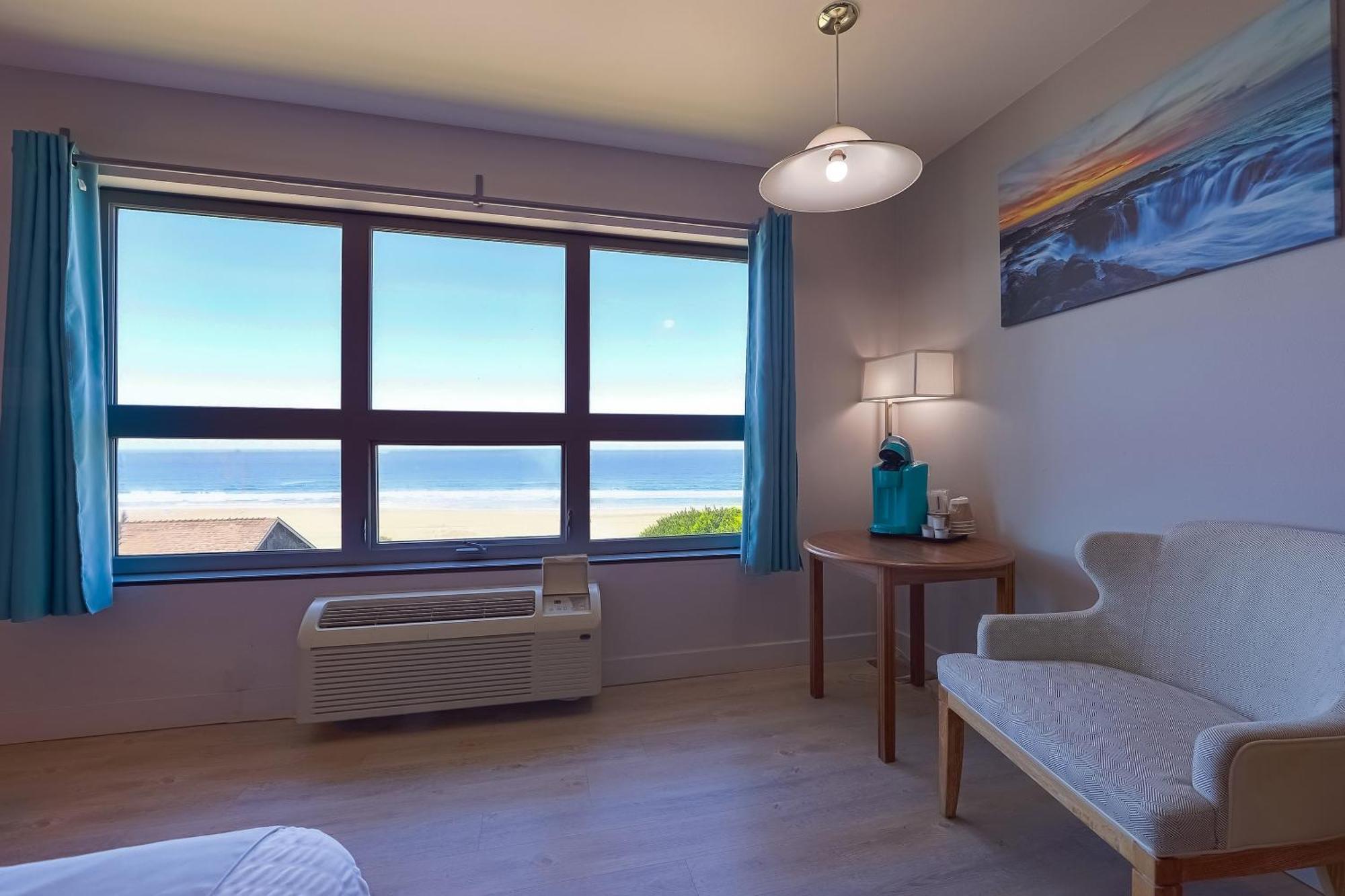 Oyo Waves Hotel Newport Or - Nye Beach Eksteriør bilde