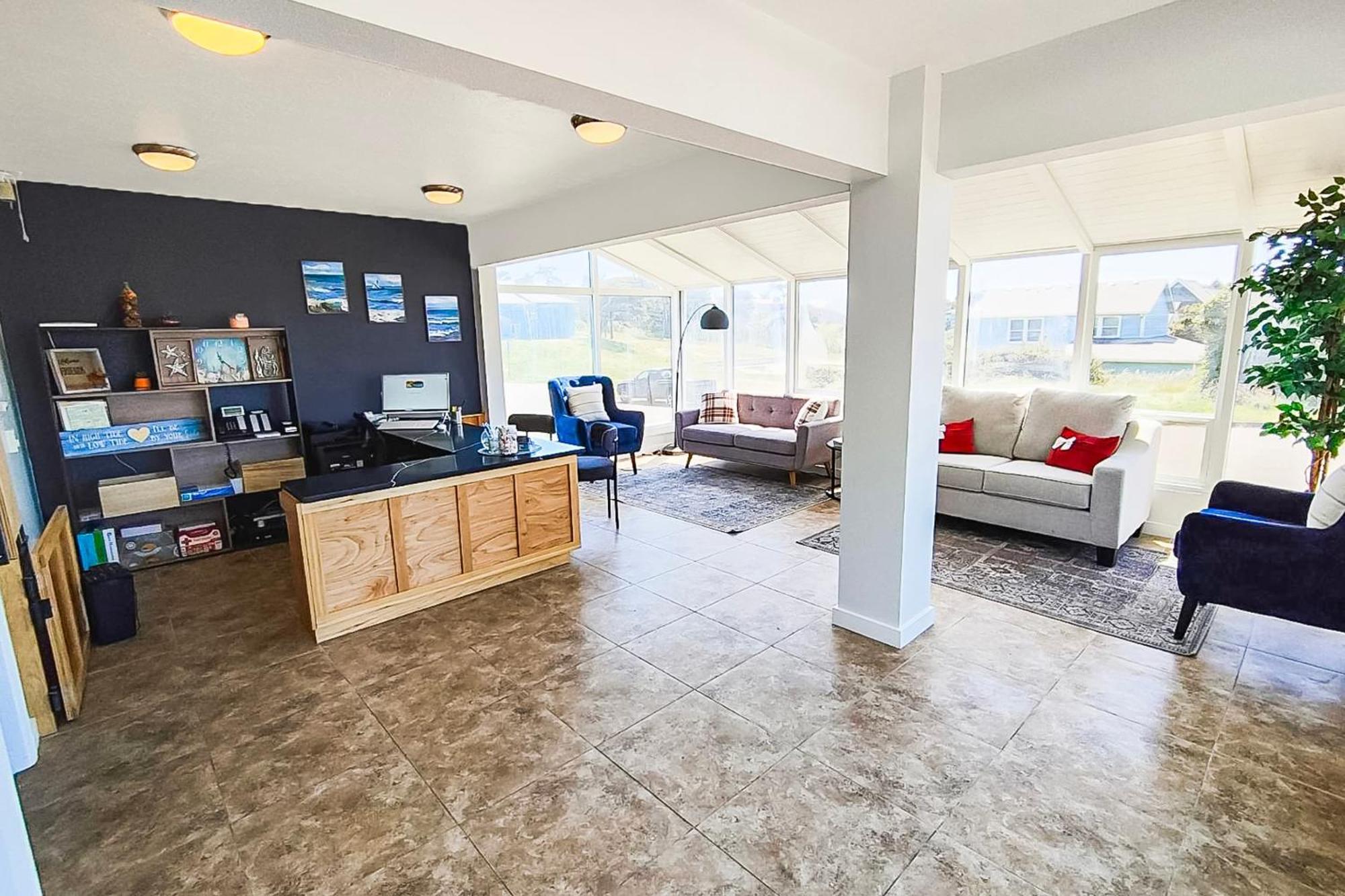 Oyo Waves Hotel Newport Or - Nye Beach Eksteriør bilde